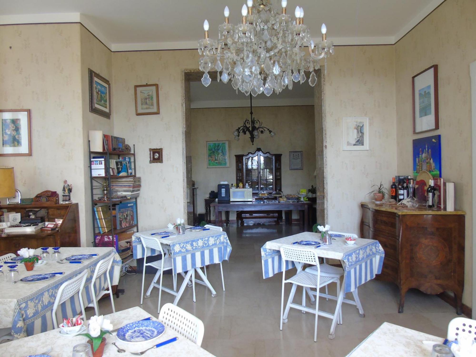 Villino Vanzetti 1930 Cagliari Bagian luar foto
