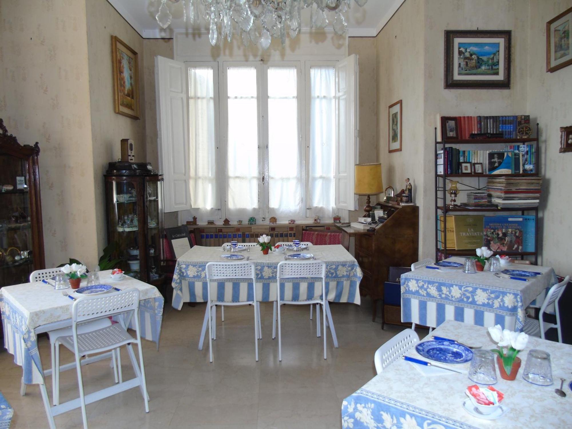 Villino Vanzetti 1930 Cagliari Bagian luar foto
