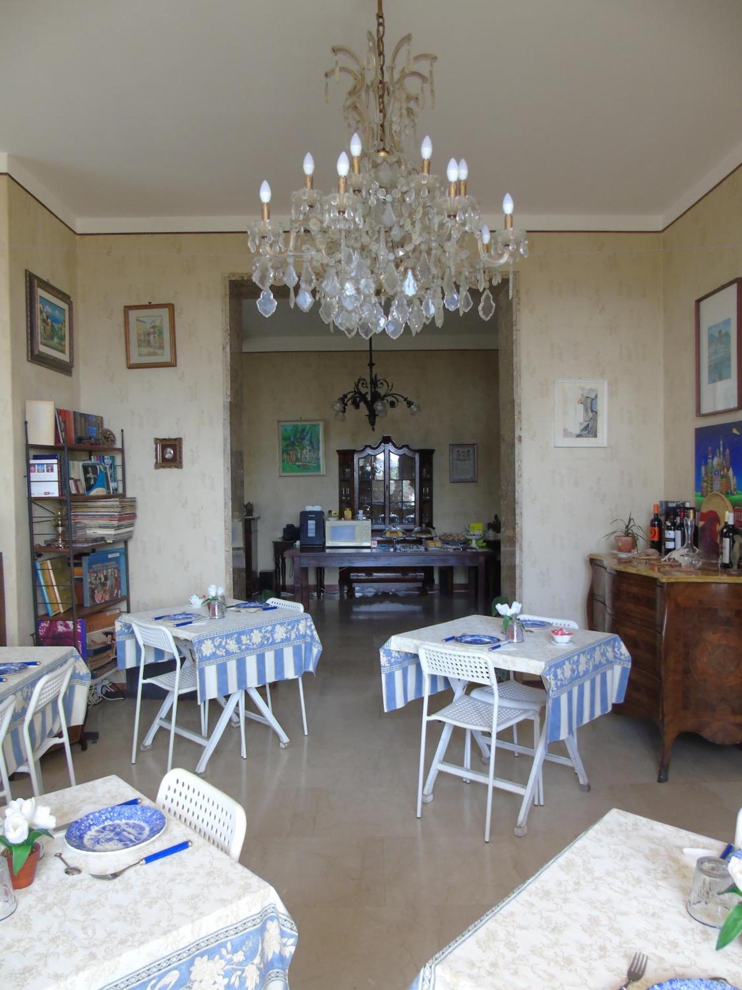 Villino Vanzetti 1930 Cagliari Bagian luar foto